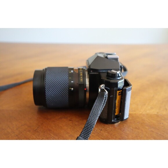 Yashica FX-3 35mm Film SLR Camera with DSB 135mm Lens Japan For Parts/Repair - Picture 8 of 13